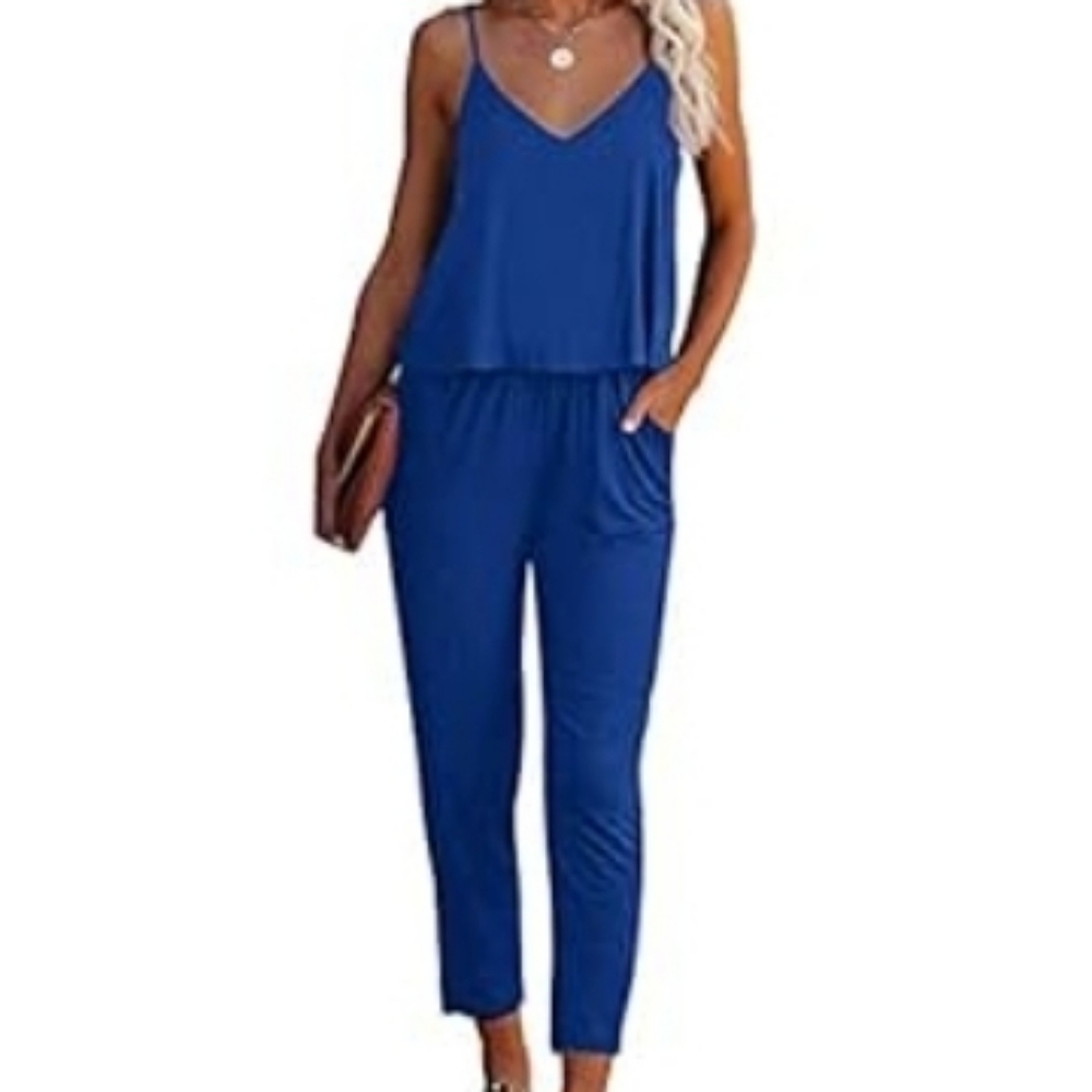 Womans XL V Neck Spaghetti adjustable Strap Romper with POCKETS!